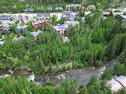 101 Streamside Lane 2 Bedroom Condo by RedAwning