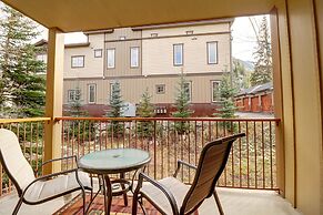 101 Streamside Lane 2 Bedroom Condo by RedAwning