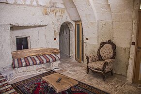 Ottoman Cave Junior