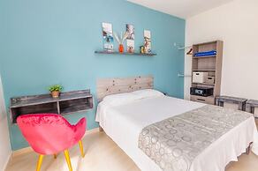 Bright & Relaxing Full Apartment