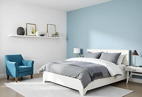 Bright & Relaxing Full Apartment