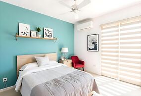 Bright & Relaxing Full Apartment