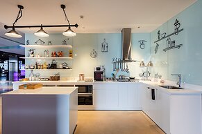 Tru by Hilton Nam Dinh City Centre