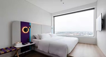 Tru by Hilton Nam Dinh City Centre