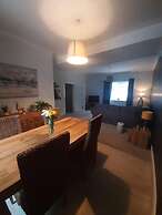 Stunning Riverside Town House With Views, Ayrshire