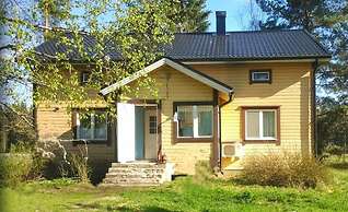 Beautiful 4 Bed Cottage in Elimaki With Wood Sauna