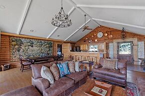 Guadalupe Bluff Log Cabin 4 Bedroom Home by RedAwning