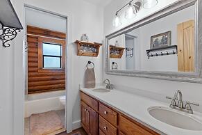 Guadalupe Bluff Log Cabin 4 Bedroom Home by RedAwning