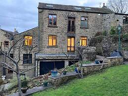 Oldmill-2bed-sleeps6-hottub-privategarden