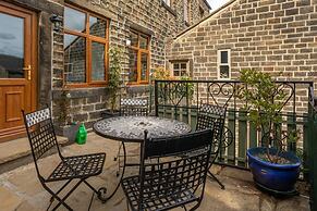 Oldmill-2bed-sleeps6-hottub-privategarden