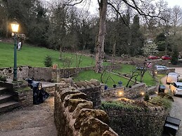 Oldmill-2bed-sleeps6-hottub-privategarden