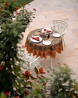 Tree of Life Darbargadh, Dared