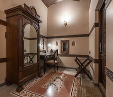 Tree of Life Darbargadh, Dared