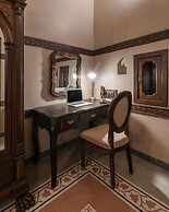 Tree of Life Darbargadh, Dared