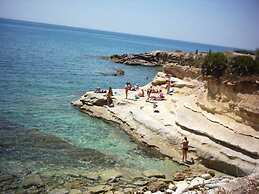 1st Floor Apartment in Villa Falari Near the