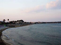 1st Floor Apartment in Villa Falari Near the