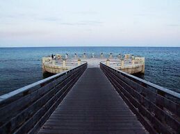 1st Floor Apartment in Villa Falari Near the