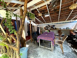 100 Steps To Beach Surf Home