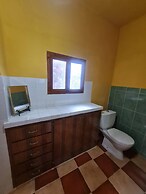 Rural House Los Pequenos Monserrat