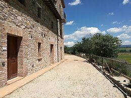 Apartment Rosa With 2 Bedrooms and Outdoor Shared Pool