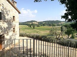 Apartment Rosa With 2 Bedrooms and Outdoor Shared Pool