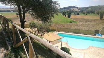 Gardenia Bedroom Kitchen Bathroom 4 Pax