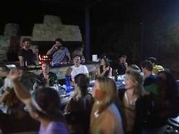 Gardenia Bedroom Kitchen Bathroom 4 Pax