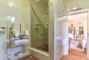 Rockfig Cottage for 2 People With Wonderful Private Terrace in Garden!