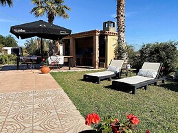 Charming Rural House And Pool 7 Min From The Beach