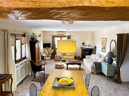 Charming Rural House And Pool 7 Min From The Beach
