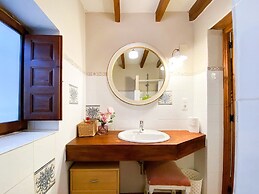 Charming Rural House And Pool 7 Min From The Beach
