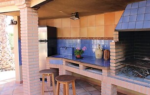 Charming Rural House And Pool 7 Min From The Beach