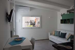 Deluxe Dependance Living Roo-deluxe Soggiorno In Dependance Con Piscin