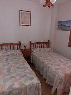 Apartment in Playa del Tamarit With Pool