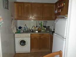 Apartment in Playa del Tamarit With Pool