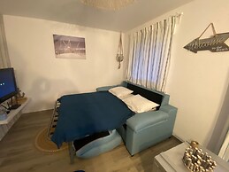 Sea View Apartment 50 Meters From the Beach