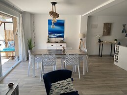 Sea View Apartment 50 Meters From the Beach