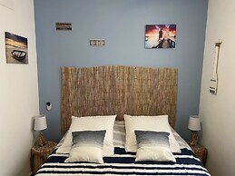 Sea View Apartment 50 Meters From the Beach