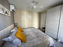 Splendid New Apartment With Swimming Pool 50 Meters From the Beach of