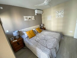 Splendid New Apartment With Swimming Pool 50 Meters From the Beach of