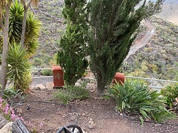 Cottage With 1 Bedroom, 2 Bathroom Heated Solar Pool, Sauna, Jacuzzi G