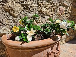 La Terrazza, Historic Tuscan Stone Residence With Garden and Terrace i