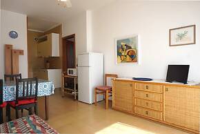 Penthouse With Swimming Pool and Sea View by Beahost Rentals