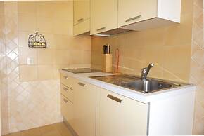 Penthouse With Swimming Pool and Sea View by Beahost Rentals