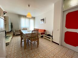 Cozy Flat With Shared Pool