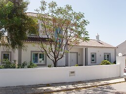 Villa Castelos, Quelfes, Eastern Algarve 8700-581