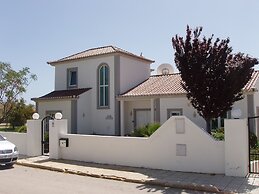 Villa Castelos, Quelfes, Eastern Algarve 8700-581
