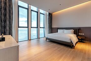 S. Sriracha Hotel and Residence