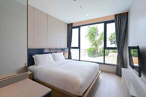 S. Sriracha Hotel and Residence