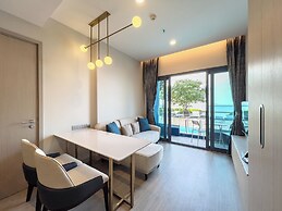 S. Sriracha Hotel and Residence